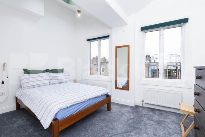 Spacious two double bedroom property with a large canal facing roof terrace  Camden High Street, Camden